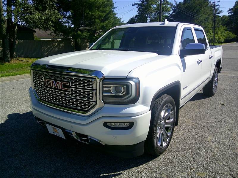 2016 GMC Sierra 4WD Crew Cab Short Box's photo